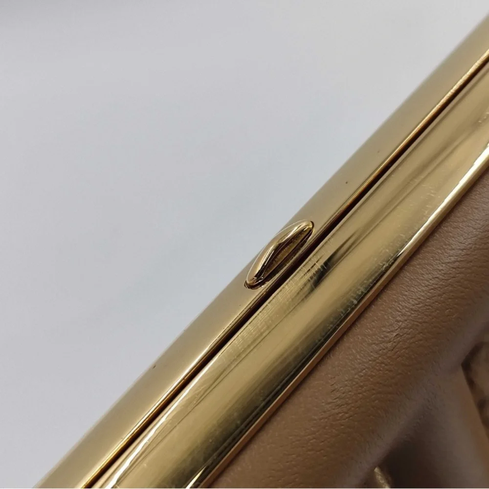 FENDI Shearling Medium Fendi First Rosa Plaster - Picture 8 of 10